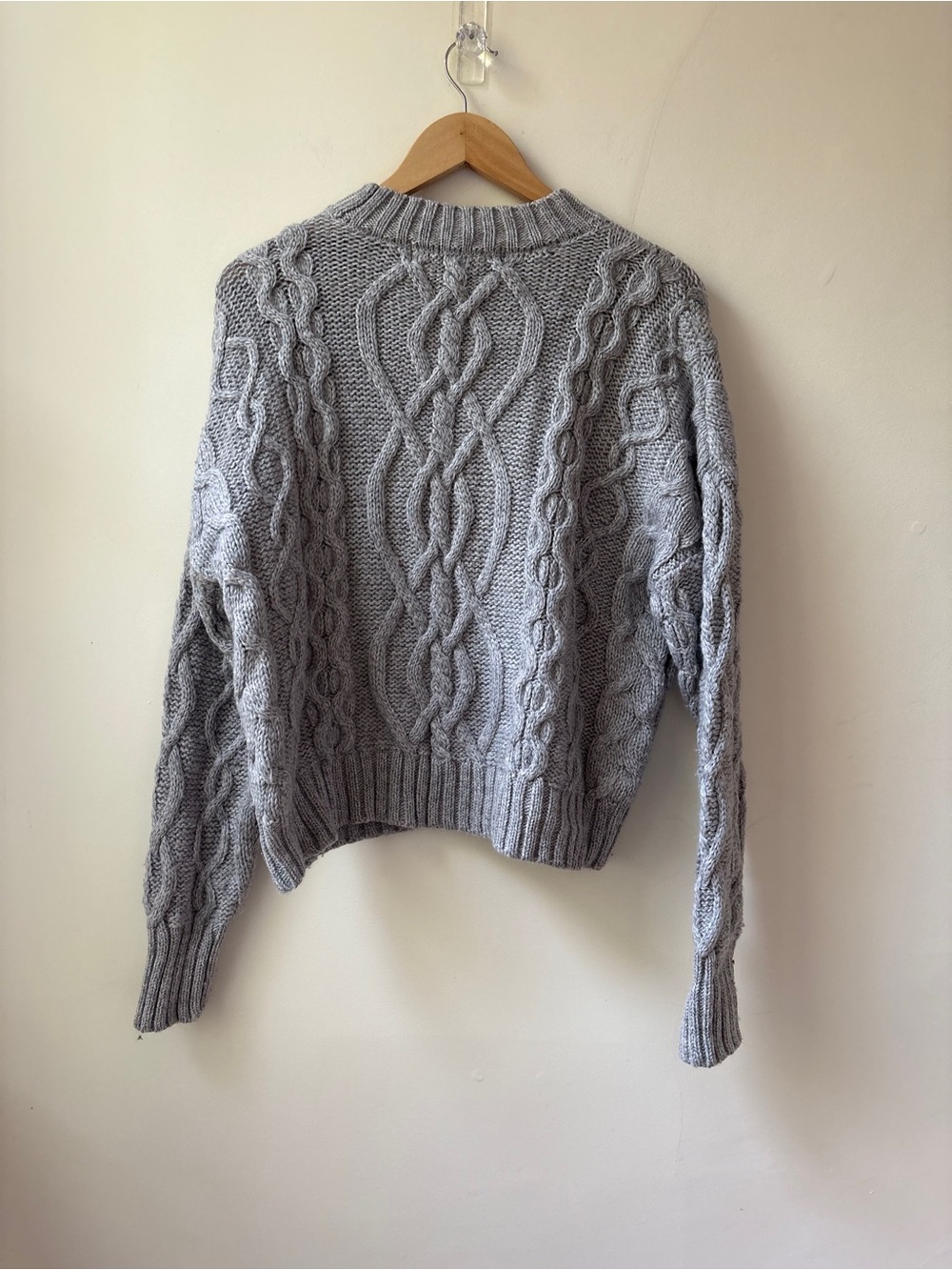 Cropped Aran Irish Sweater - Picture 11 of 11